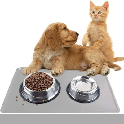 Pet feeding mat