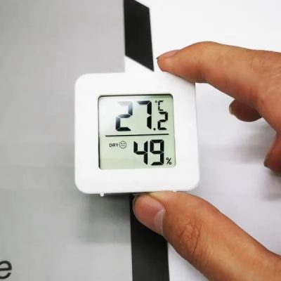 Electronic temperature and humidity meter